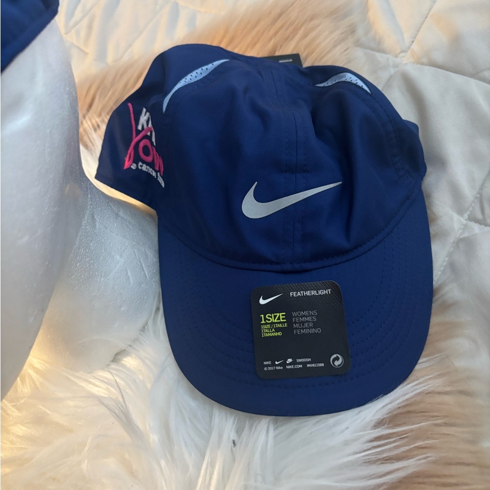 Nike Navy Cap with Metallic Logo - Picture 3 of 5